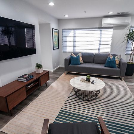 50 M To Sand Lgb 2 King Suites Long Beach Bagian luar foto