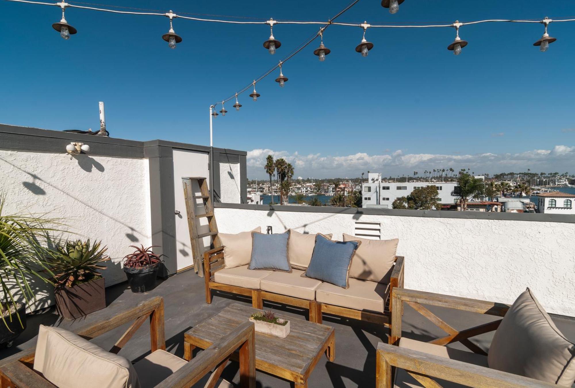 50 M To Sand Lgb 2 King Suites Long Beach Bagian luar foto