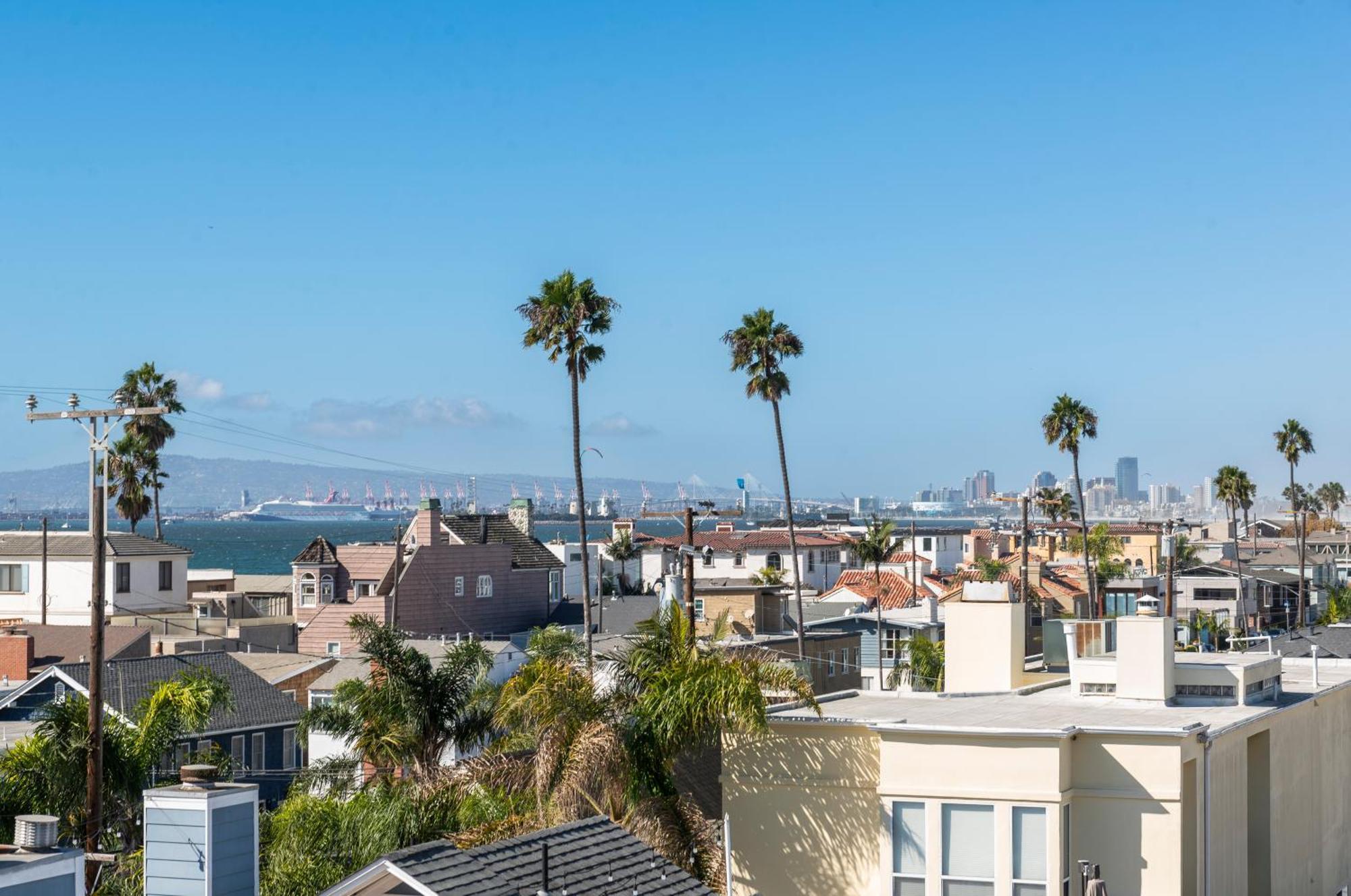 50 M To Sand Lgb 2 King Suites Long Beach Bagian luar foto