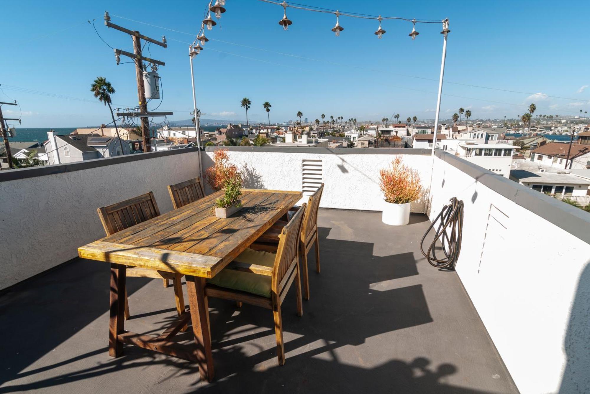 50 M To Sand Lgb 2 King Suites Long Beach Bagian luar foto